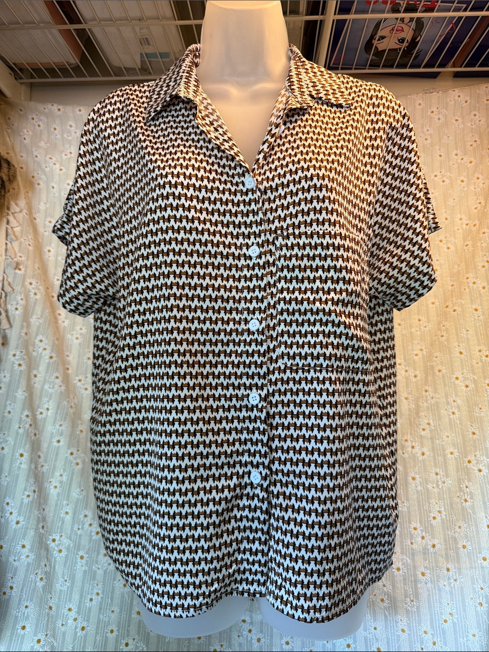 SHEIN Brown and White Houndstooth Short Sleeve Button-Down Shirt